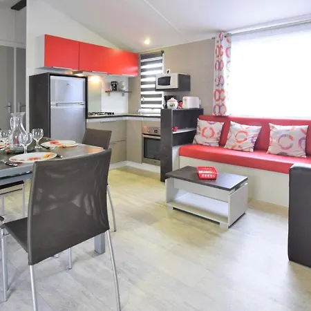 Pet Friendly Stacaravan Grandcamp-Maisy