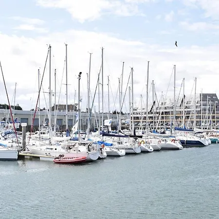 3 Bedroom Amazing In Apartamento Grandcamp-Maisy
